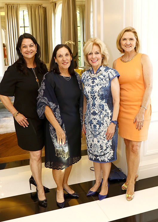 Mari Epperson, Co-Chair, Woman of the Year Gala Dinner; Venise Stuart, President, Les Femmes du Monde; Dr. Sandra Chapman, Woman of the Year Honoree; Melissa Lewis, Co-Chair, Woman of the Year Gala Dinner.